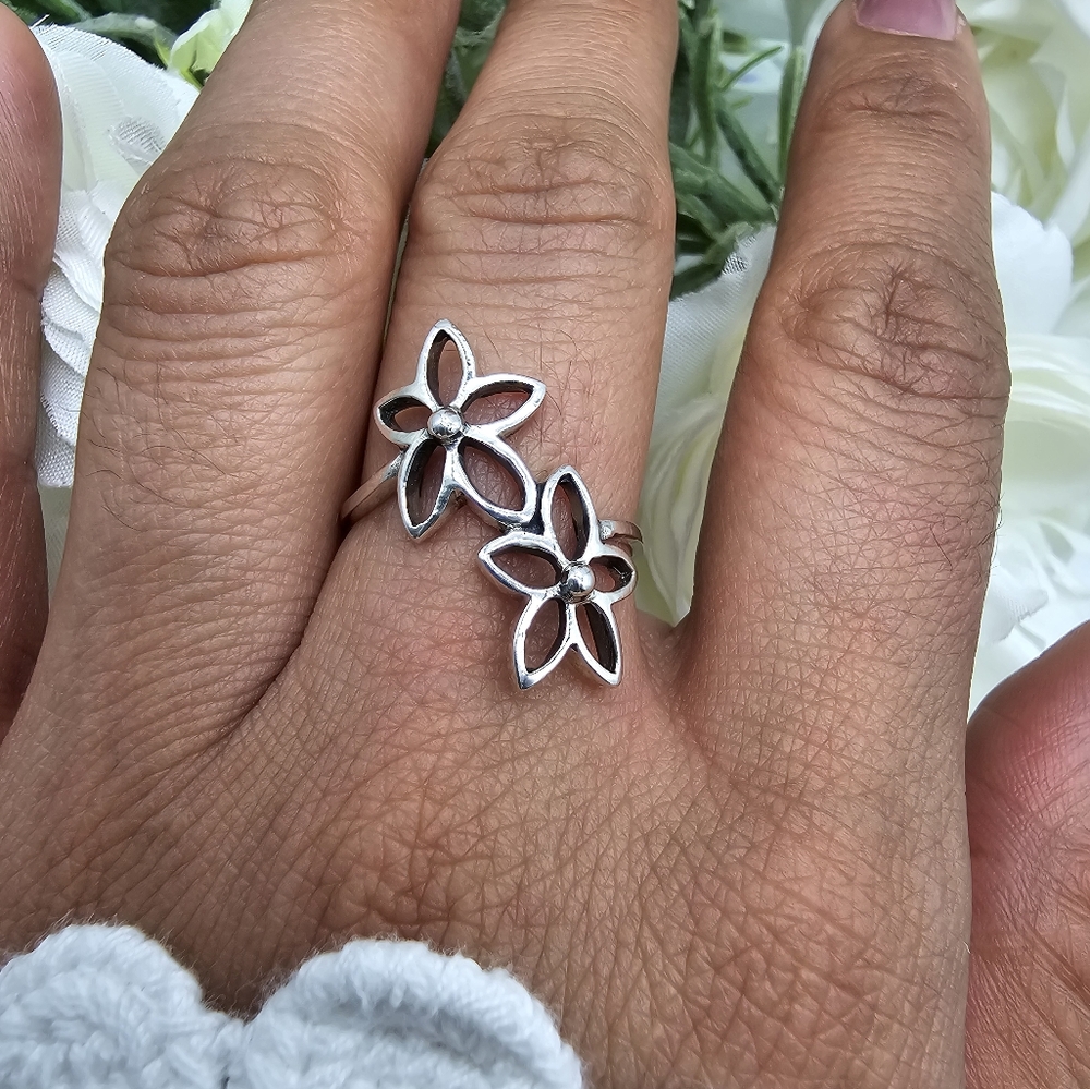 🥰 DANCING FLOWERS RING - Picture 5 of 6